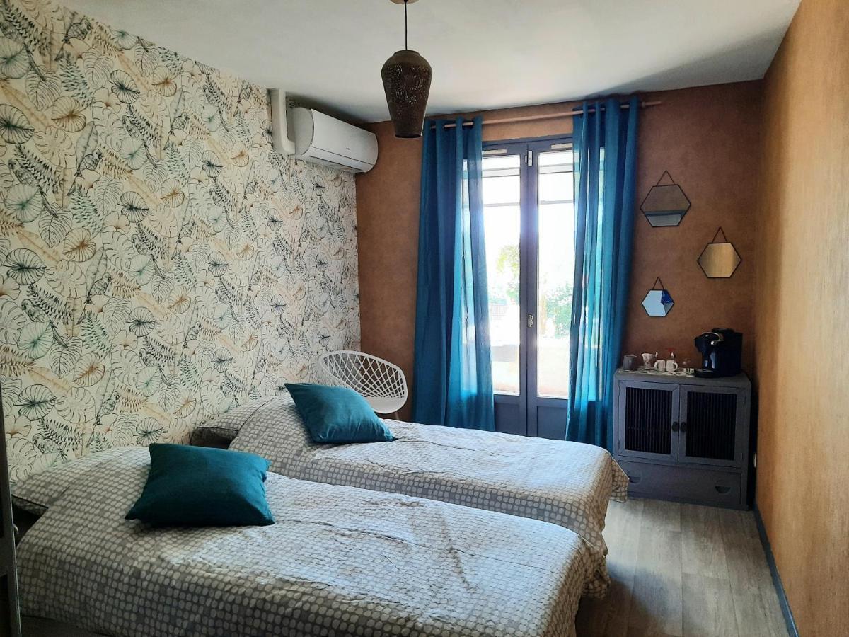 Villa Lei Rigaue Salernes Bagian luar foto