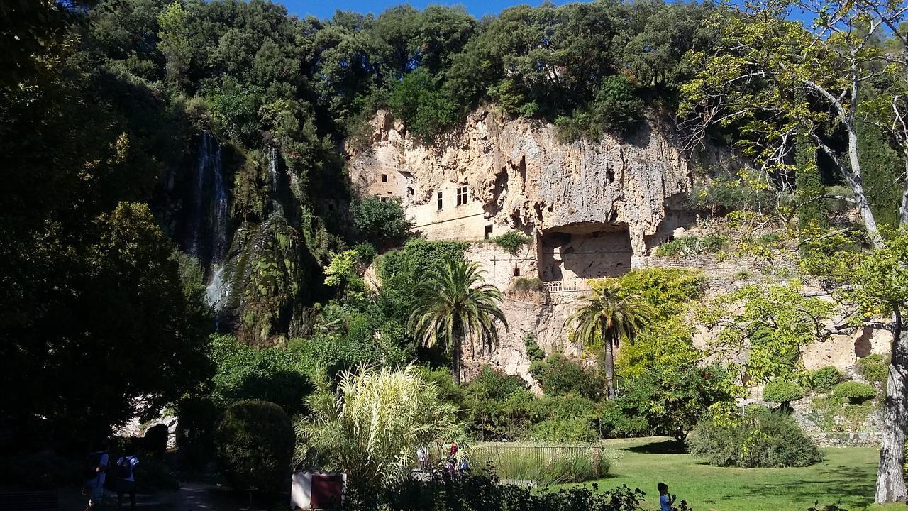 Villa Lei Rigaue Salernes Bagian luar foto