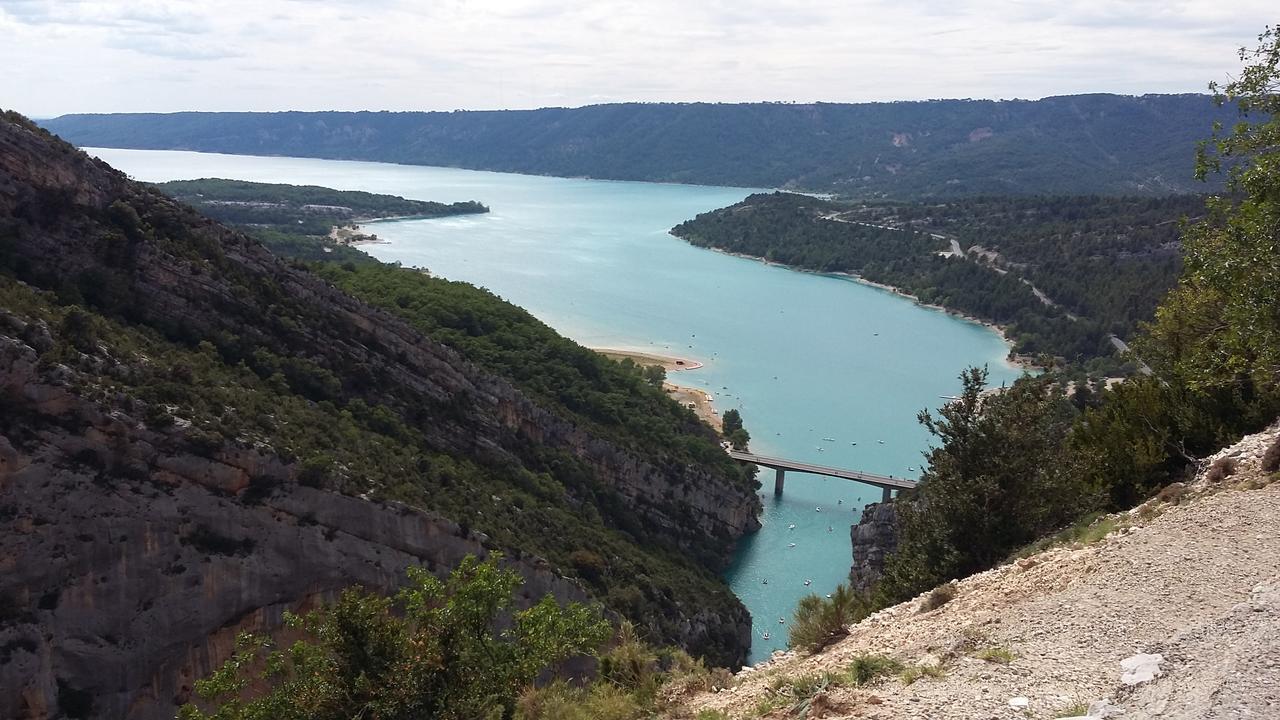 Villa Lei Rigaue Salernes Bagian luar foto