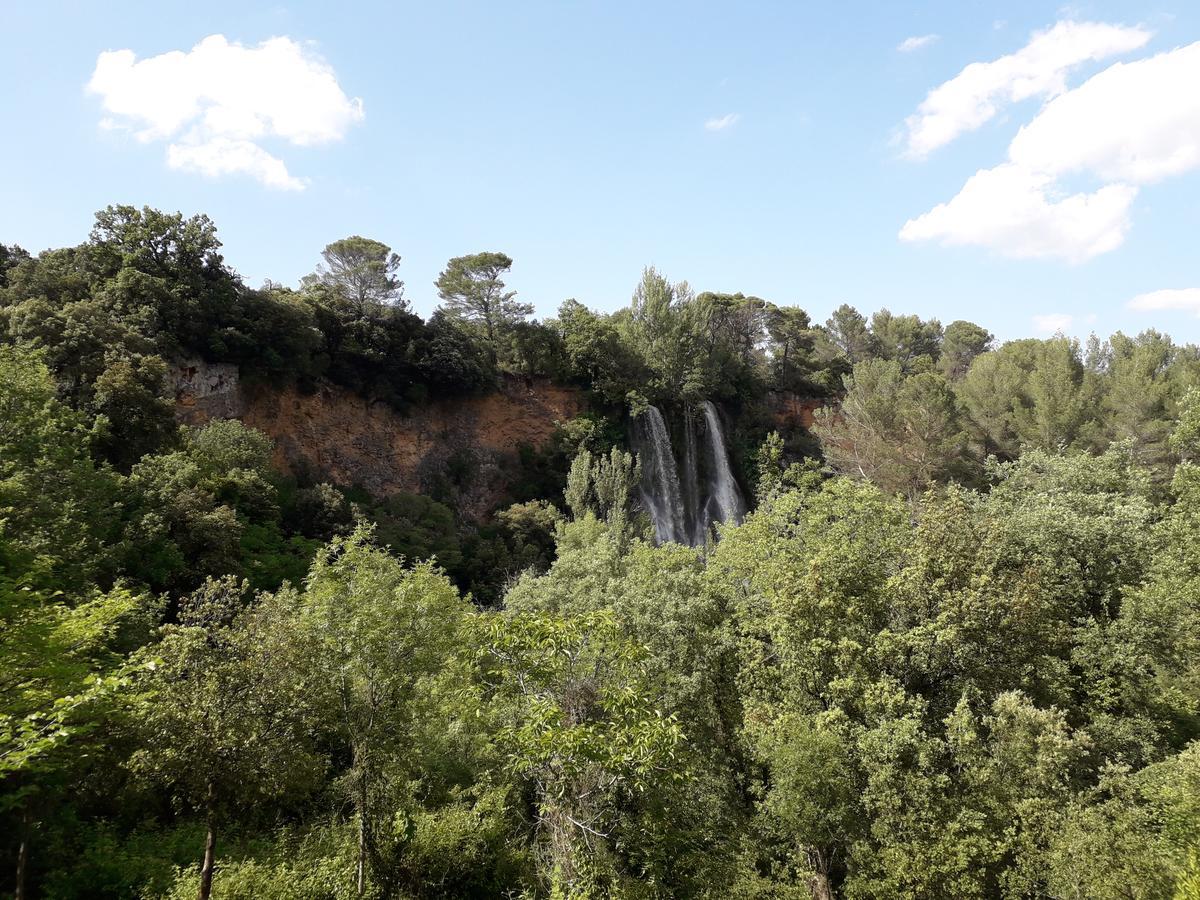 Villa Lei Rigaue Salernes Bagian luar foto